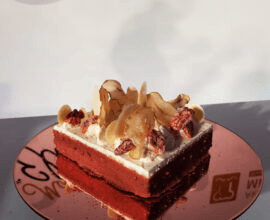 Sernik gruszkowy Cake Alle Pere od Francesco Elmi 
